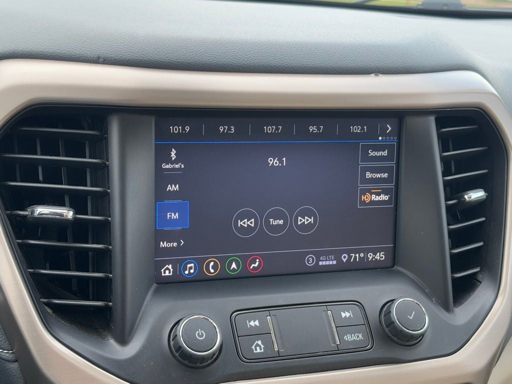 2020 GMC Acadia Denali