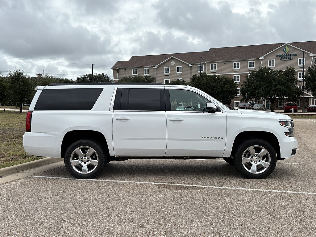 2016 Chevrolet Suburban LT 1500