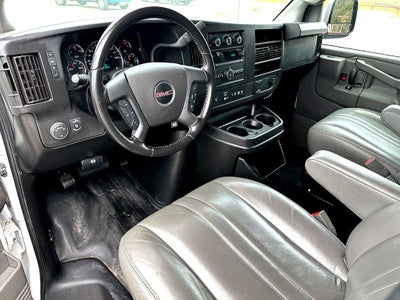 2022 GMC Savana 3500 Work Van