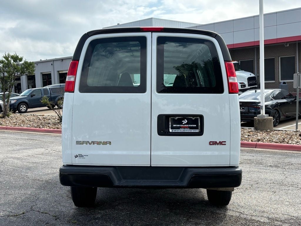2022 GMC Savana 3500 Work Van