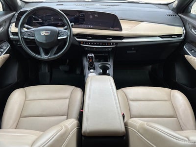 2024 Cadillac XT4 Premium Luxury