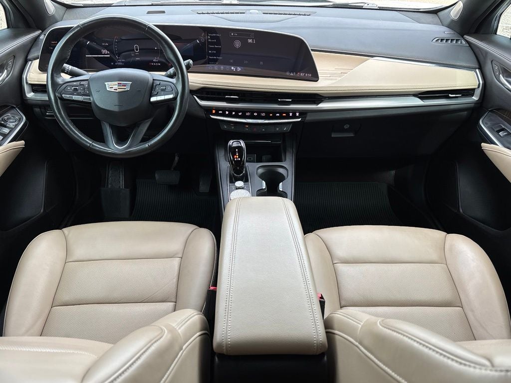 2024 Cadillac XT4 Premium Luxury