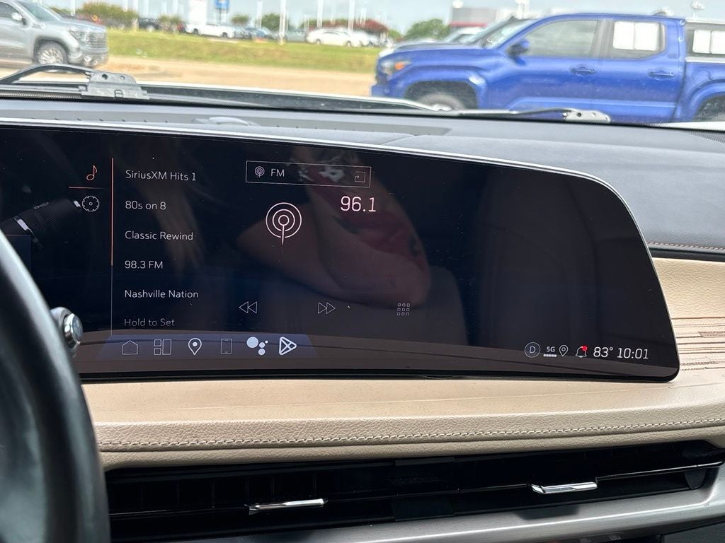 2024 Cadillac XT4 Premium Luxury