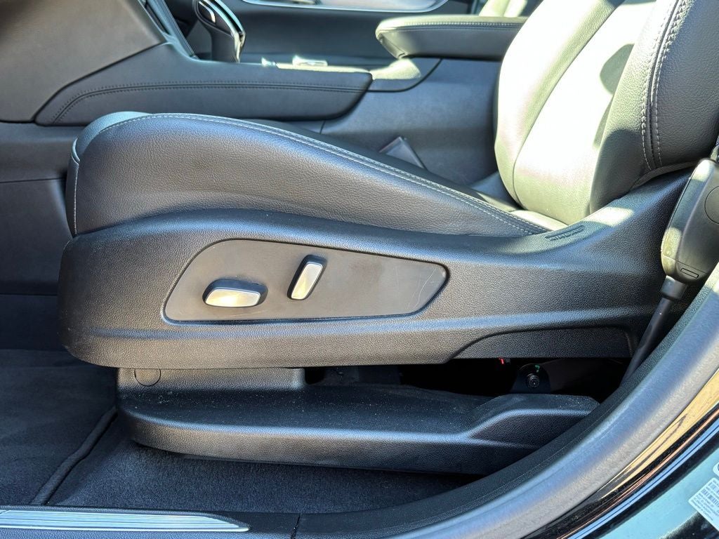 2024 Cadillac XT5 Luxury