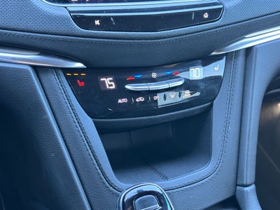 2024 Cadillac XT5 Luxury