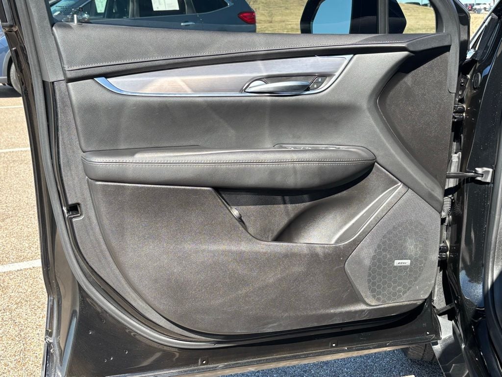 2024 Cadillac XT5 Luxury