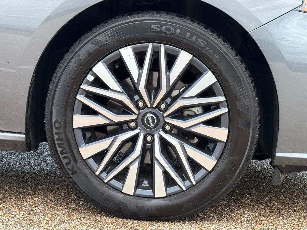 2025 Nissan Altima 2.5 SV