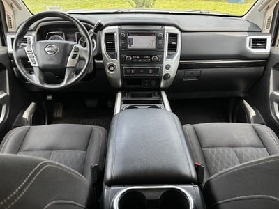 2017 Nissan Titan SV