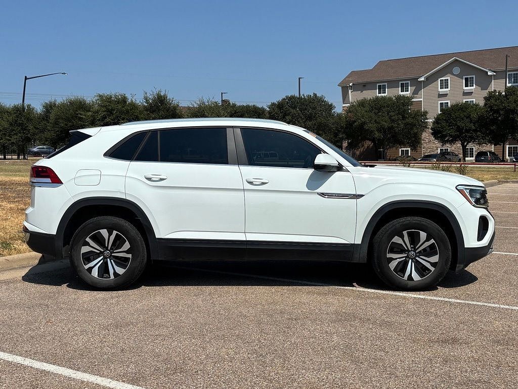 2024 Volkswagen Atlas Cross Sport SE