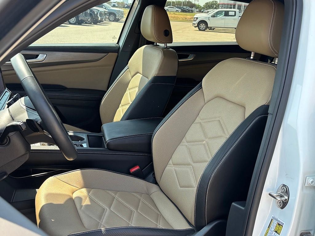 2024 Volkswagen Atlas Cross Sport SE