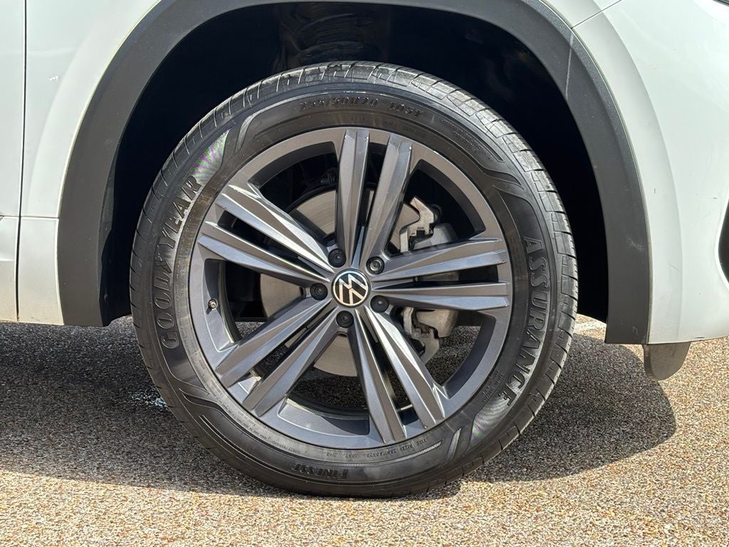 2021 Volkswagen Atlas Cross Sport 3.6L V6 SE w/Technology R-Line