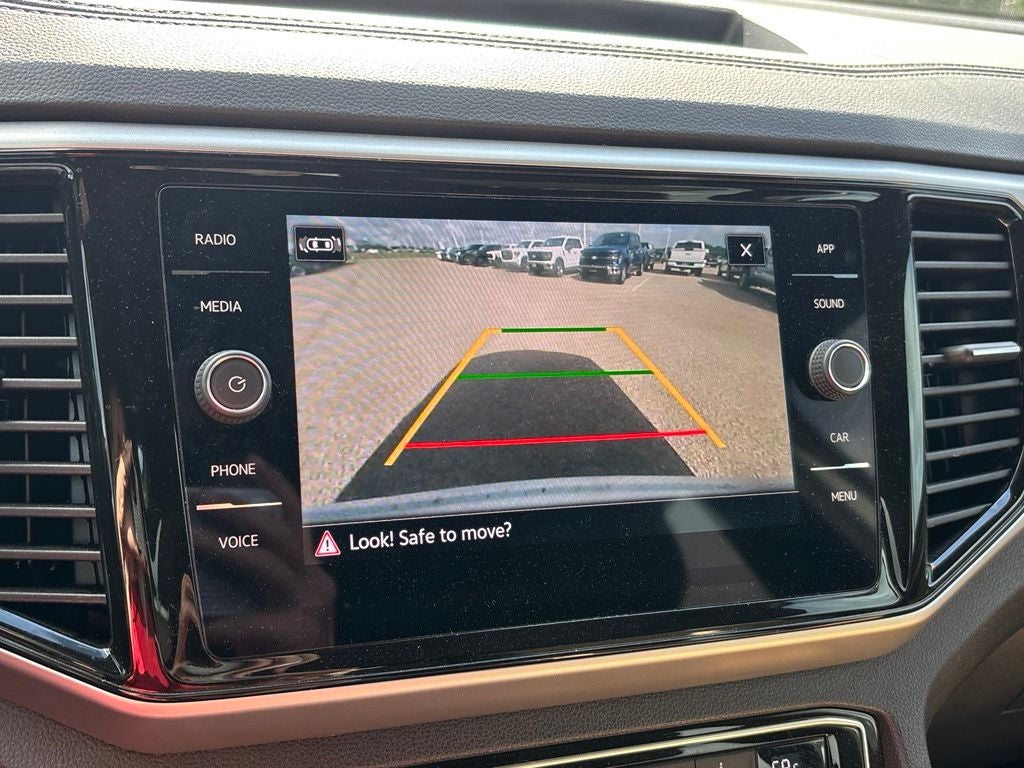 2023 Volkswagen Atlas Cross Sport 2.0T SE w/Technology