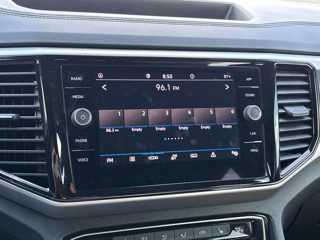 2023 Volkswagen Atlas Cross Sport 2.0T SE w/Technology