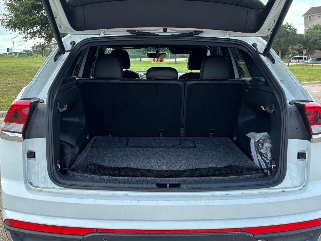 2023 Volkswagen Atlas Cross Sport 2.0T SE w/Technology