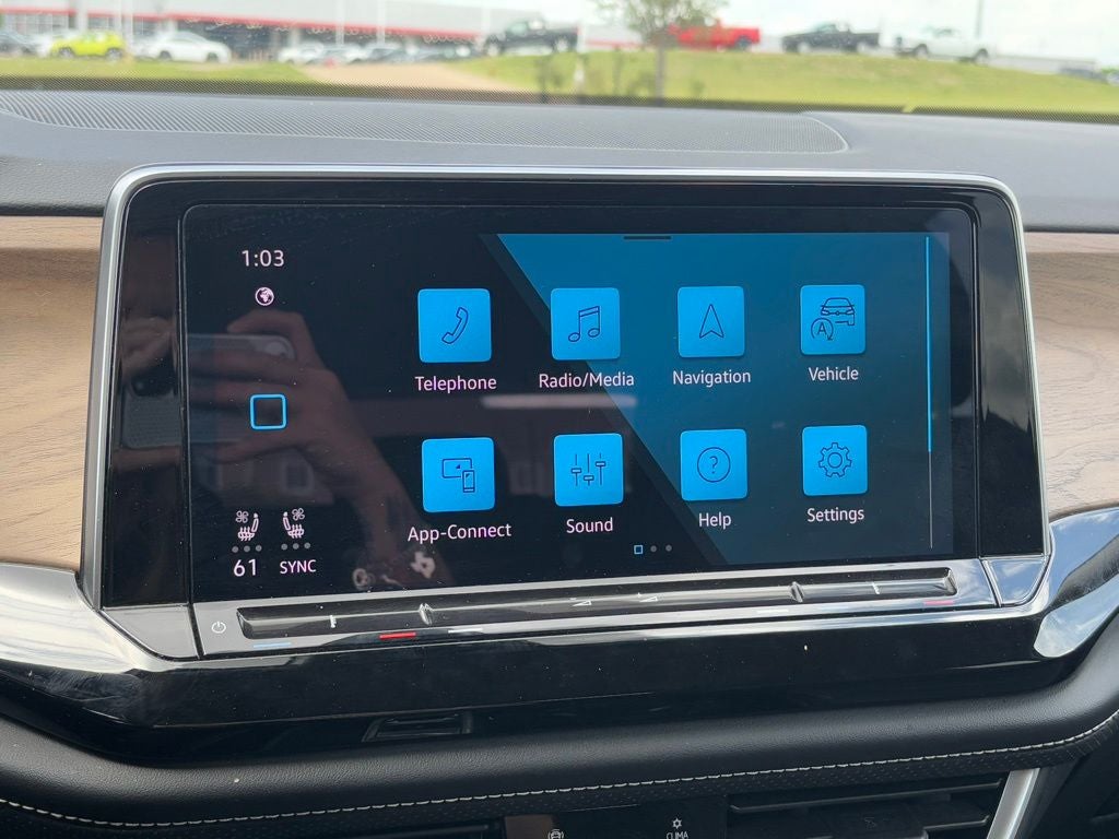 2024 Volkswagen Atlas 2.0T SE w/Technology