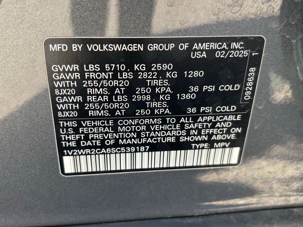 2025 Volkswagen Atlas 2.0T SE w/Technology