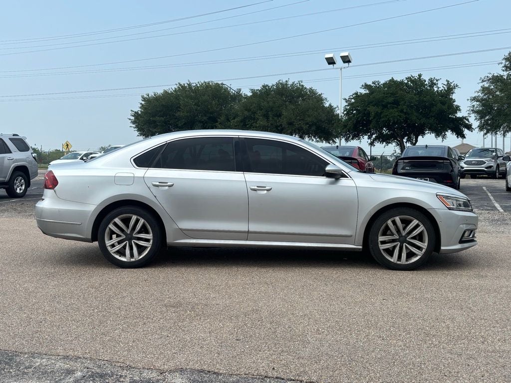 2017 Volkswagen Passat SEL Premium