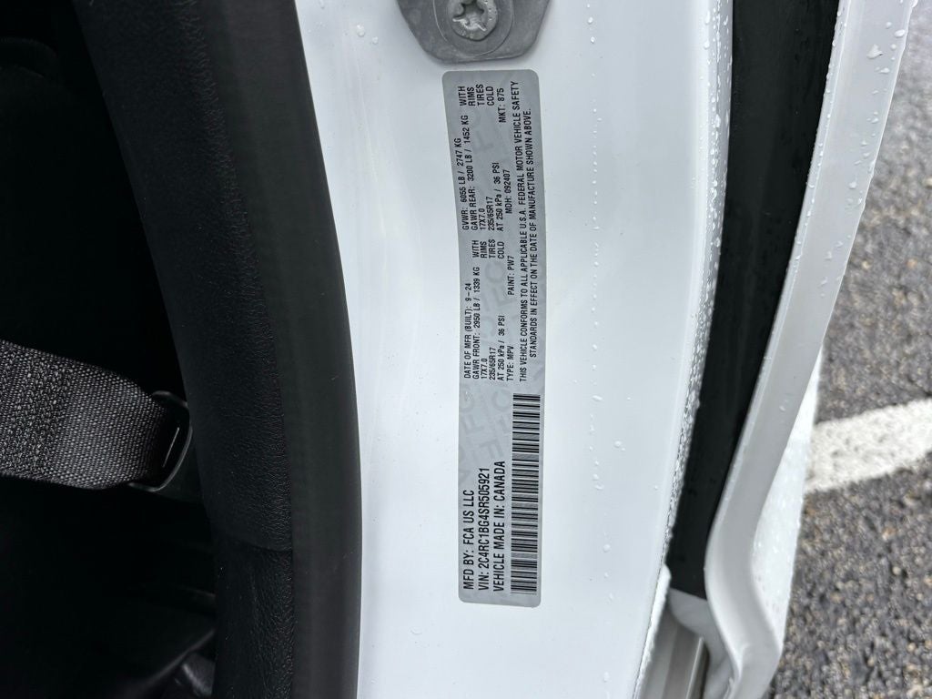 2025 Chrysler Pacifica Select