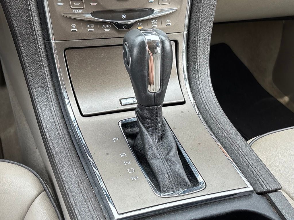 2012 Lincoln MKX Base