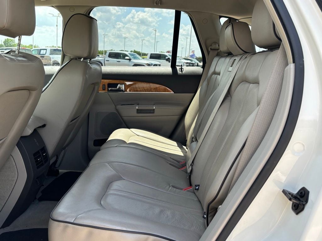 2012 Lincoln MKX Base