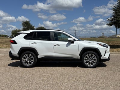 2025 Toyota RAV4 XLE Premium