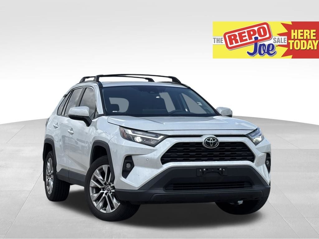 2023 Toyota RAV4 XLE Premium