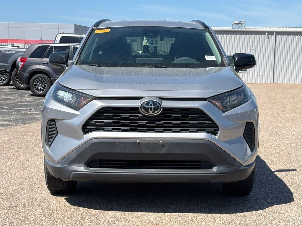 2020 Toyota RAV4 LE