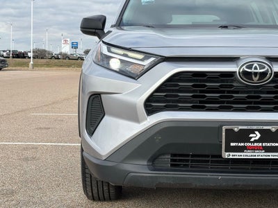 2023 Toyota RAV4 LE