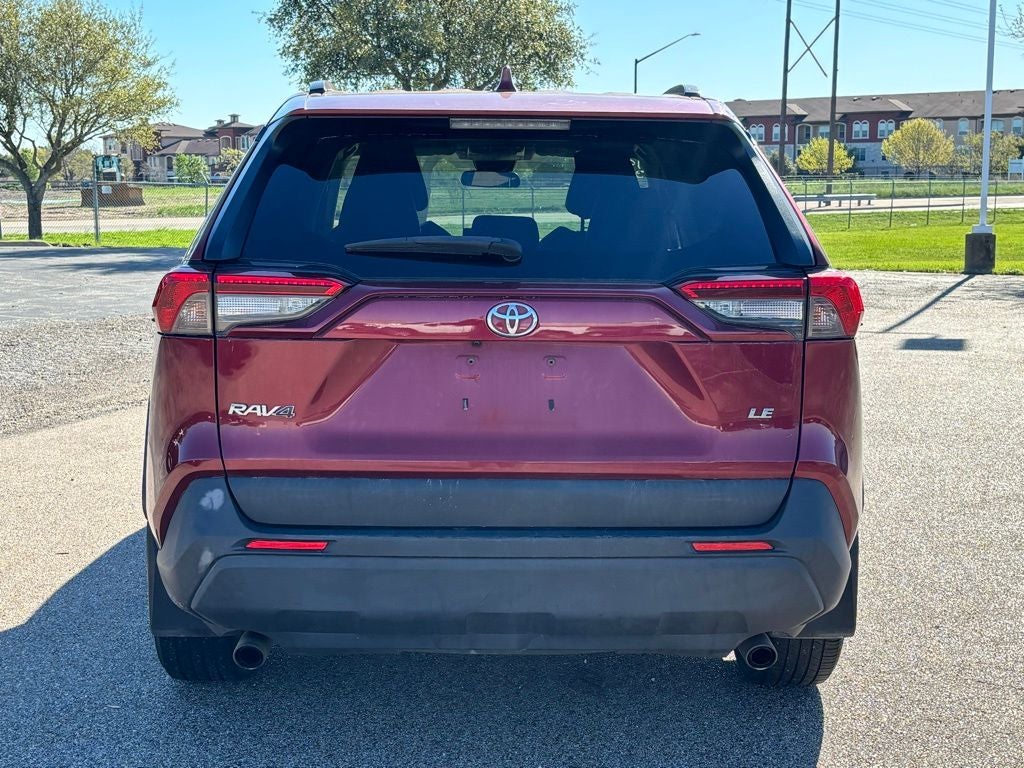 2019 Toyota RAV4 LE