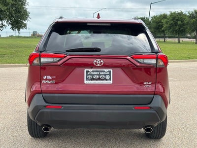 2025 Toyota RAV4 XLE