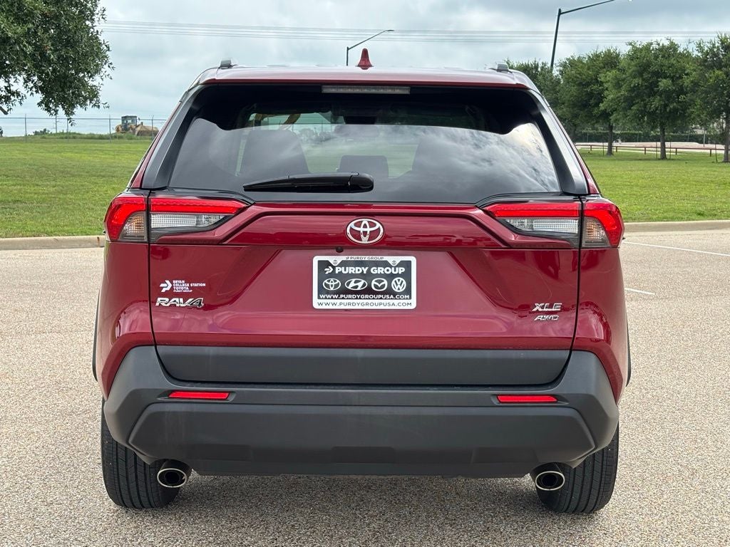 2025 Toyota RAV4 XLE
