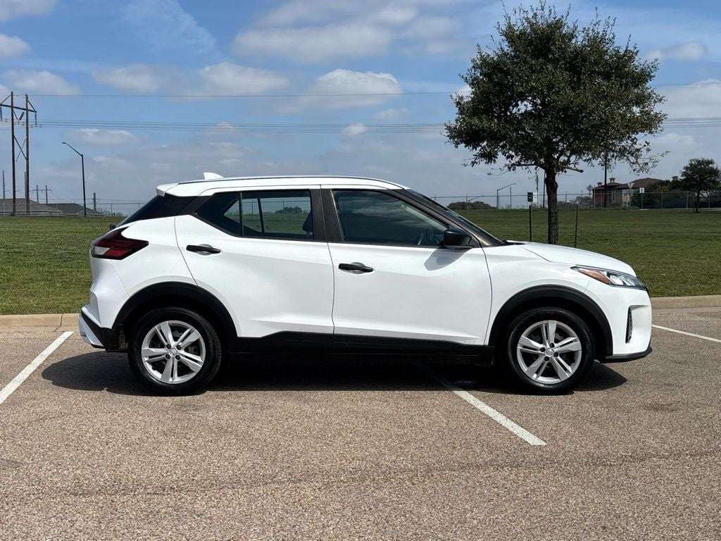 2023 Nissan Kicks S