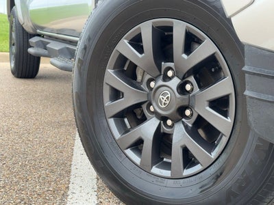 2023 Toyota Tacoma SR5 V6