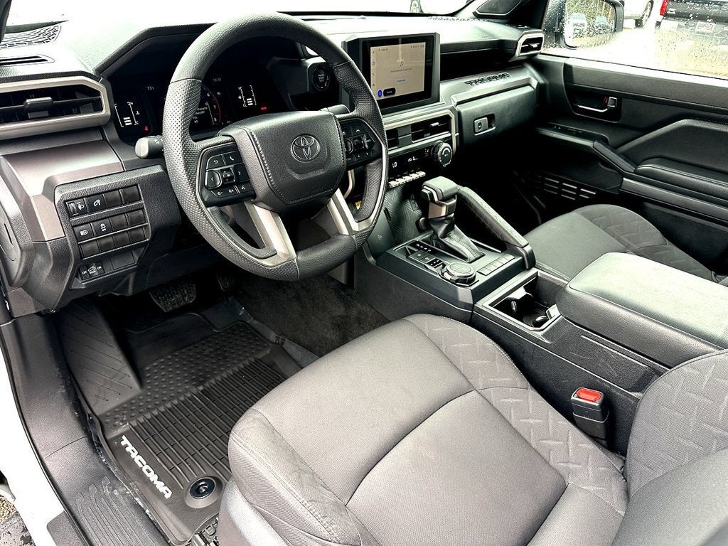 2025 Toyota Tacoma 4WD SR5