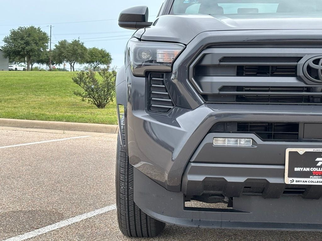 2026 Toyota Tacoma 4WD SR5