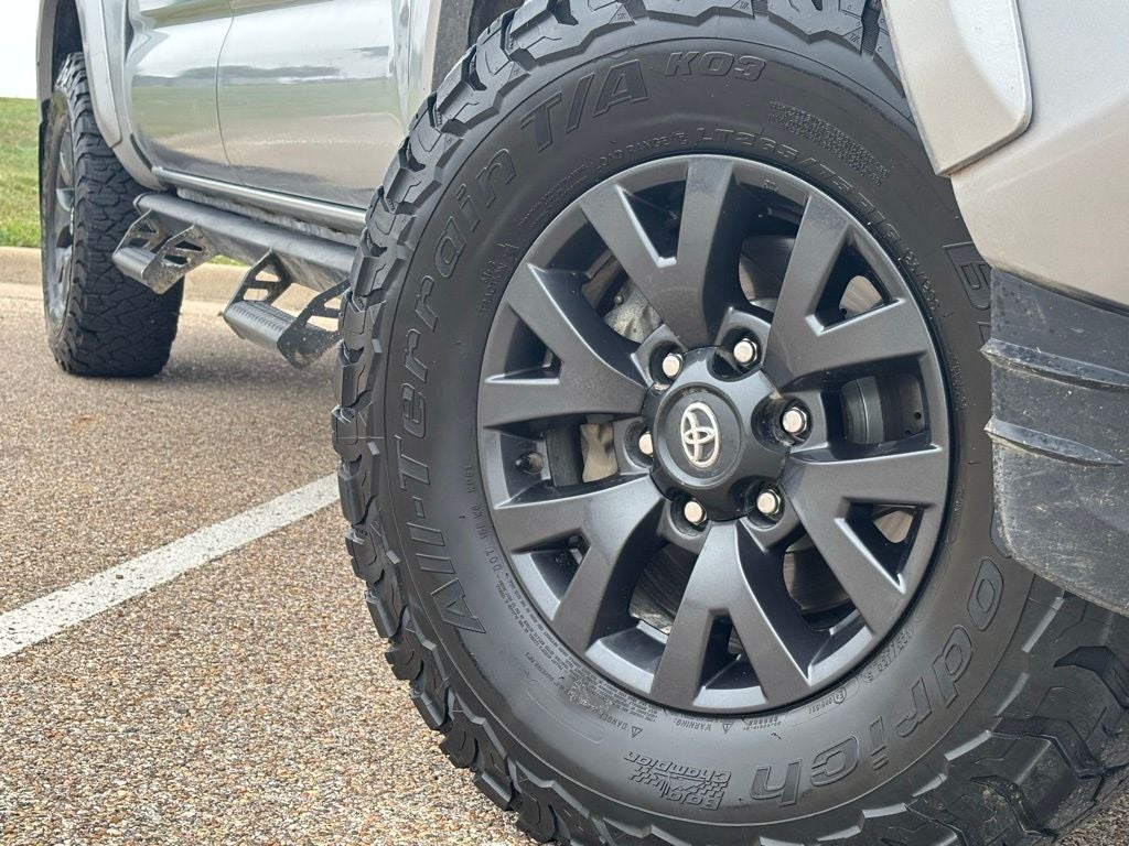 2023 Toyota Tacoma SR5 V6