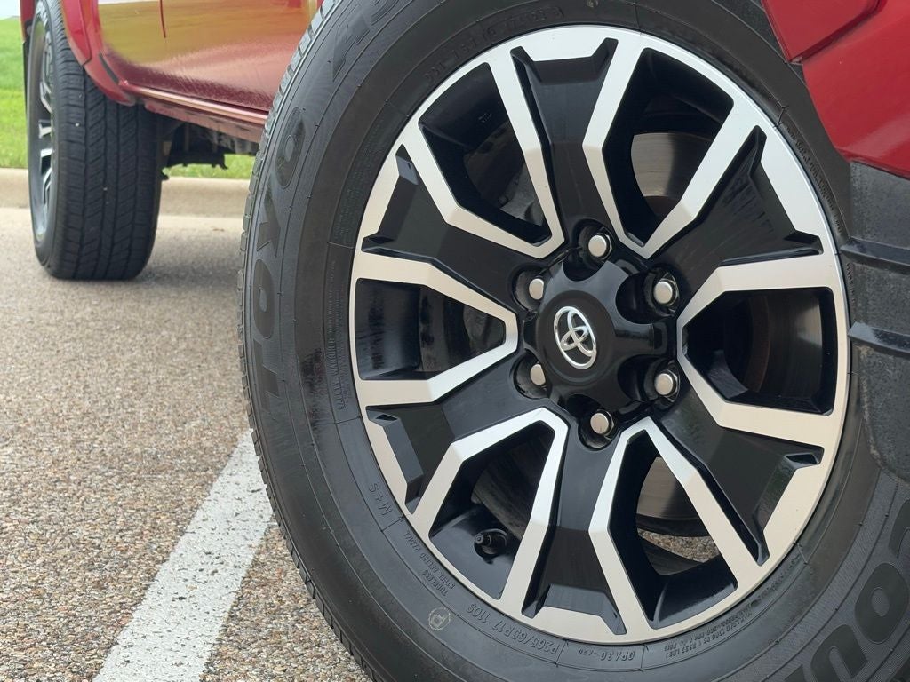 2023 Toyota Tacoma TRD Sport V6