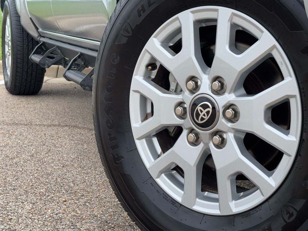 2025 Toyota Tacoma SR