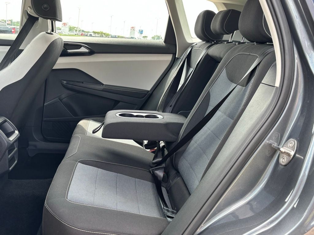 2025 Volkswagen Taos 1.5T S