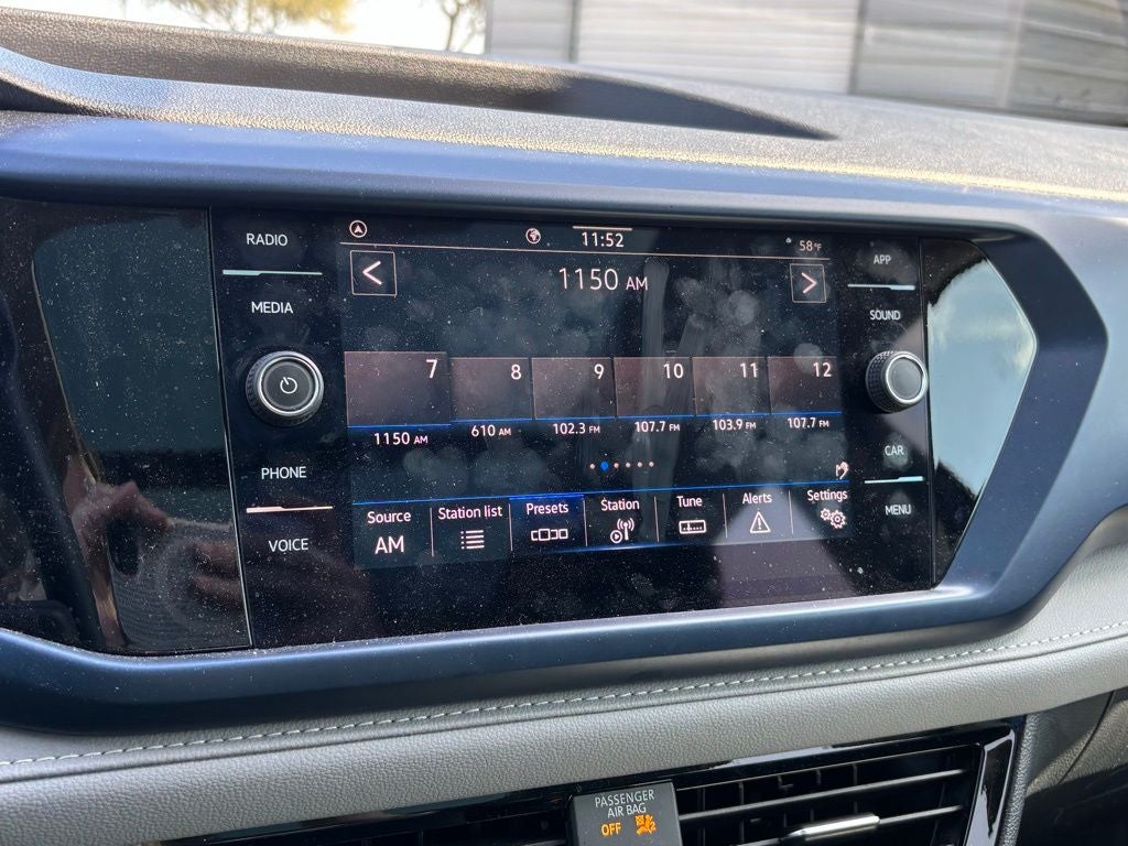 2024 Volkswagen Taos 1.5T SE