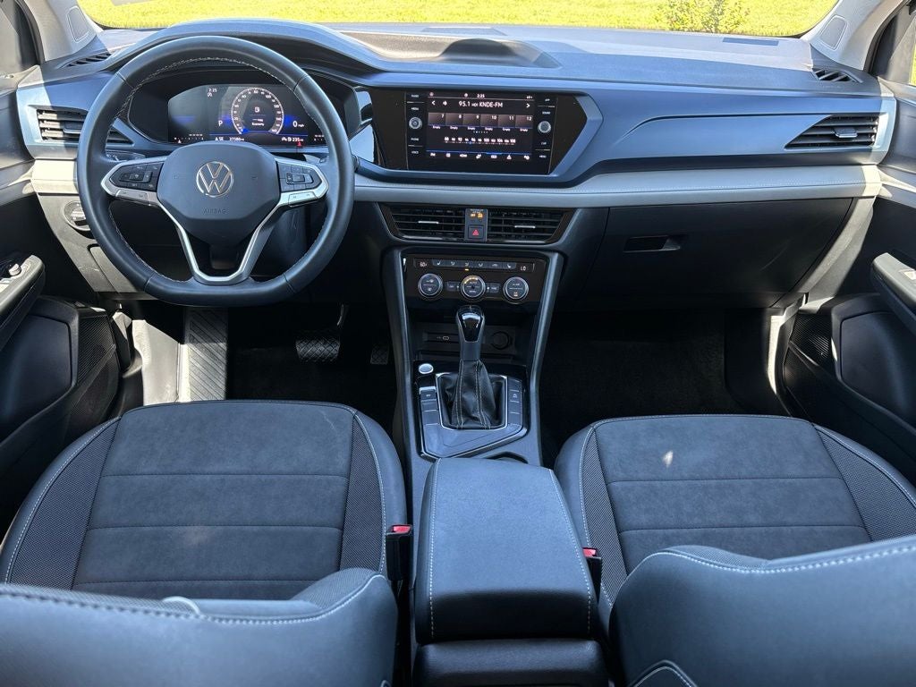 2024 Volkswagen Taos 1.5T SE