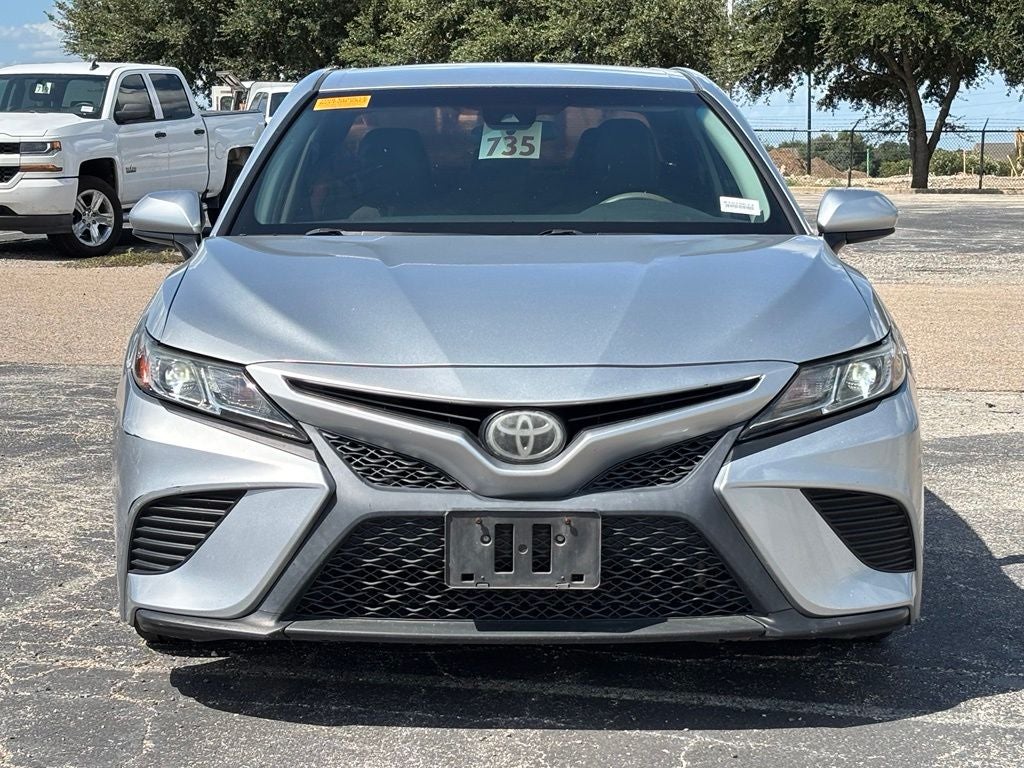2018 Toyota Camry SE