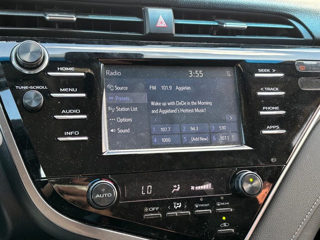 2018 Toyota Camry SE