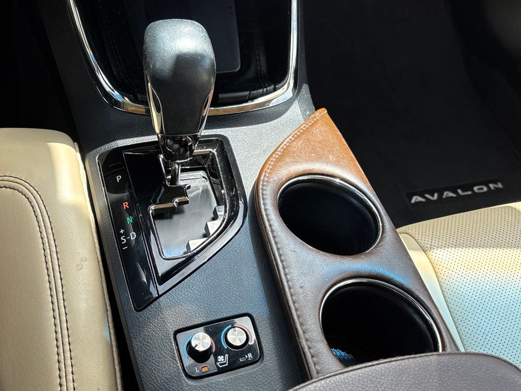 2016 Toyota Avalon Limited