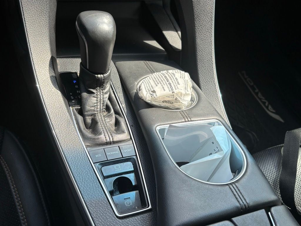 2019 Toyota Avalon XSE
