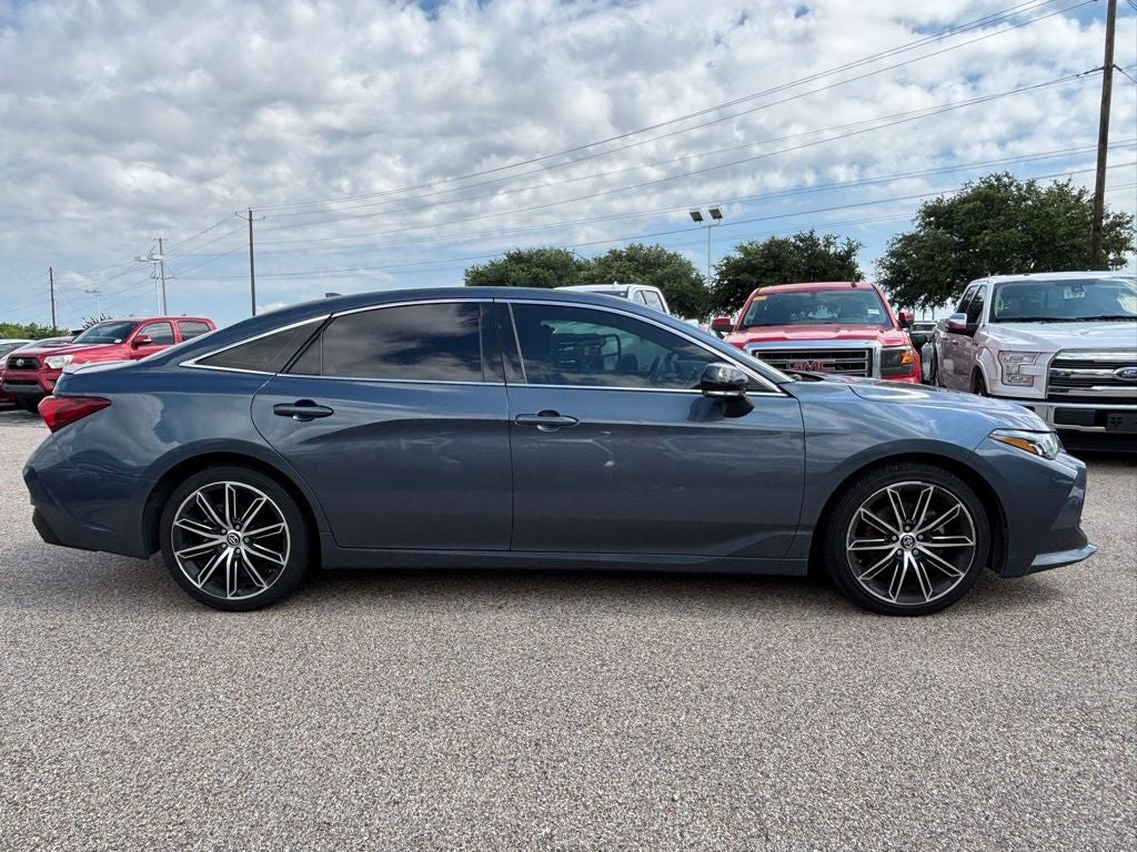 2019 Toyota Avalon XSE