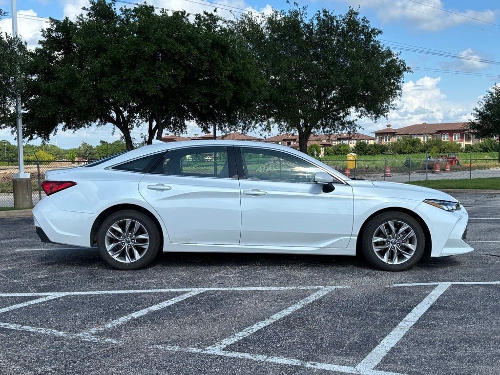 2019 Toyota Avalon XLE