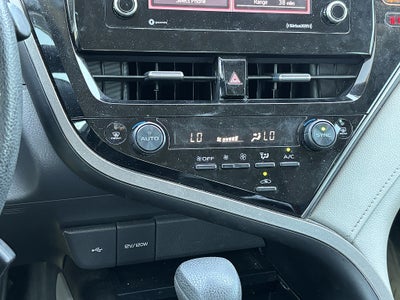 2022 Toyota Camry LE