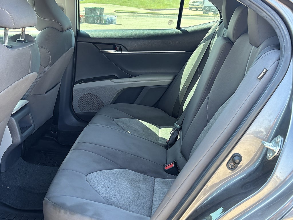 2022 Toyota Camry LE