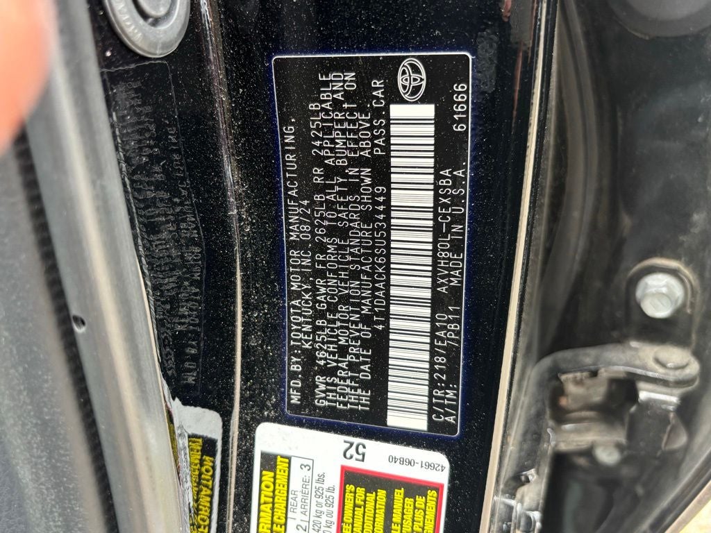 2025 Toyota Camry SE